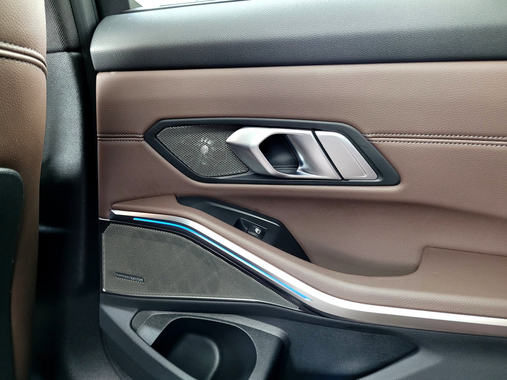 Foto van BMW 330e xDrive