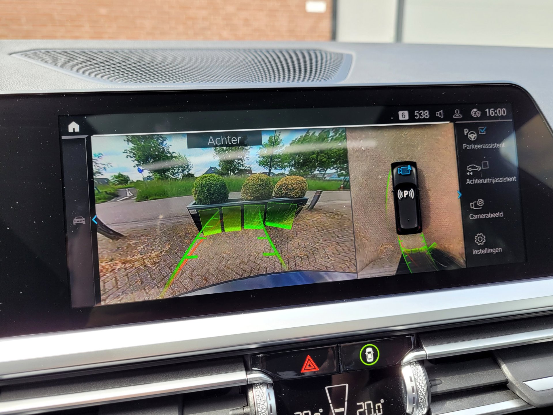 Foto van BMW 330e xDrive