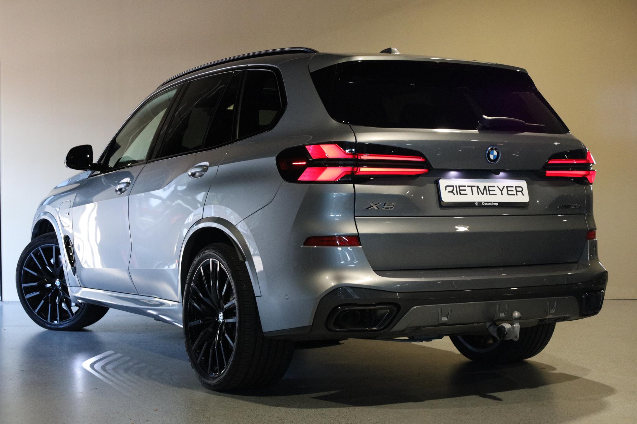 Foto van BMW X5 Xdrive50e