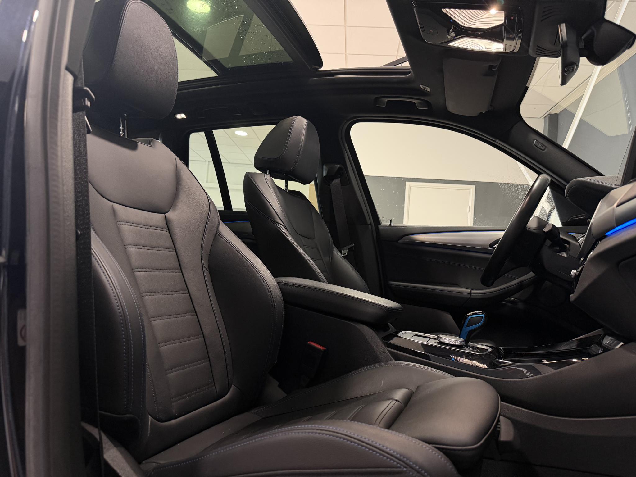 Foto van BMW Ix3