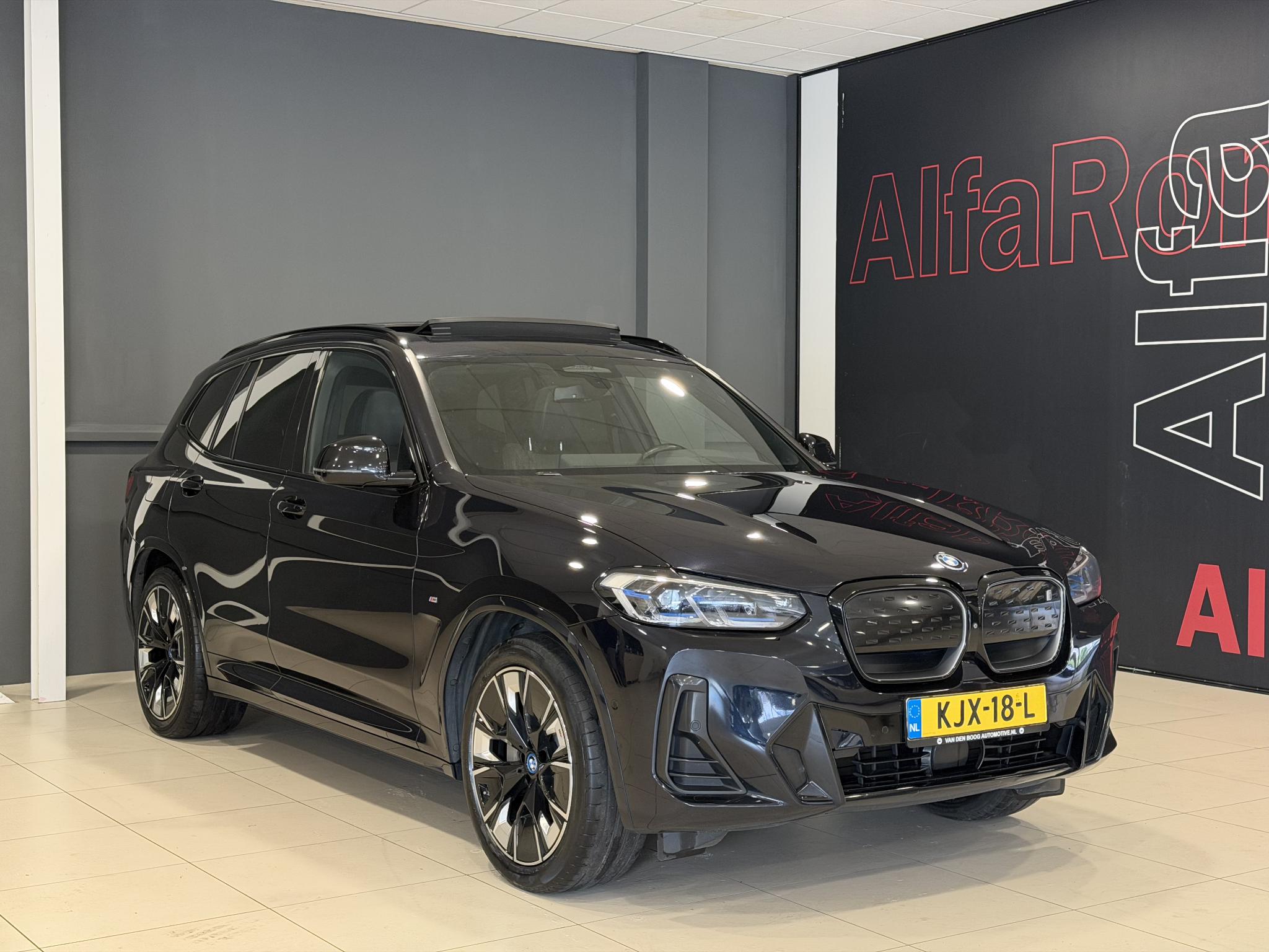 Foto van BMW Ix3