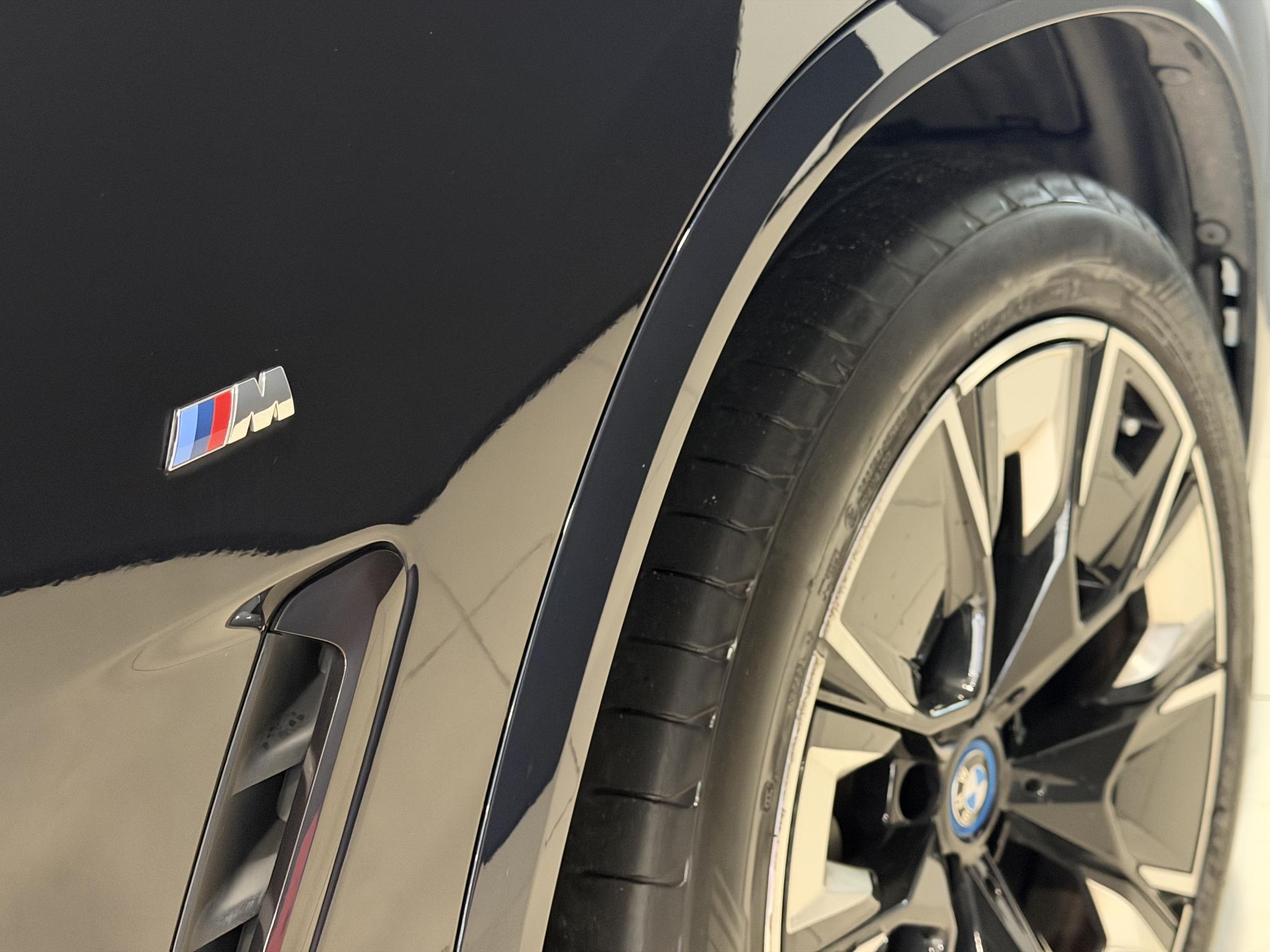 Foto van BMW Ix3