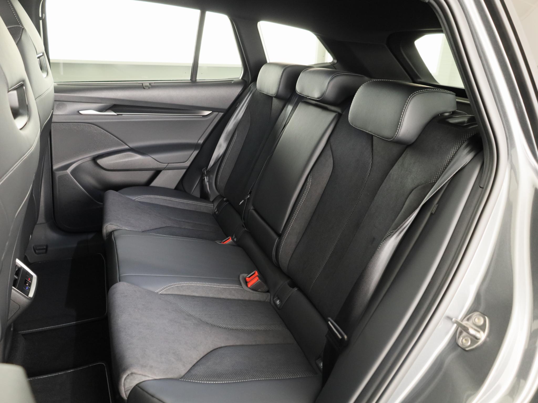 Foto van Skoda Enyaq 60