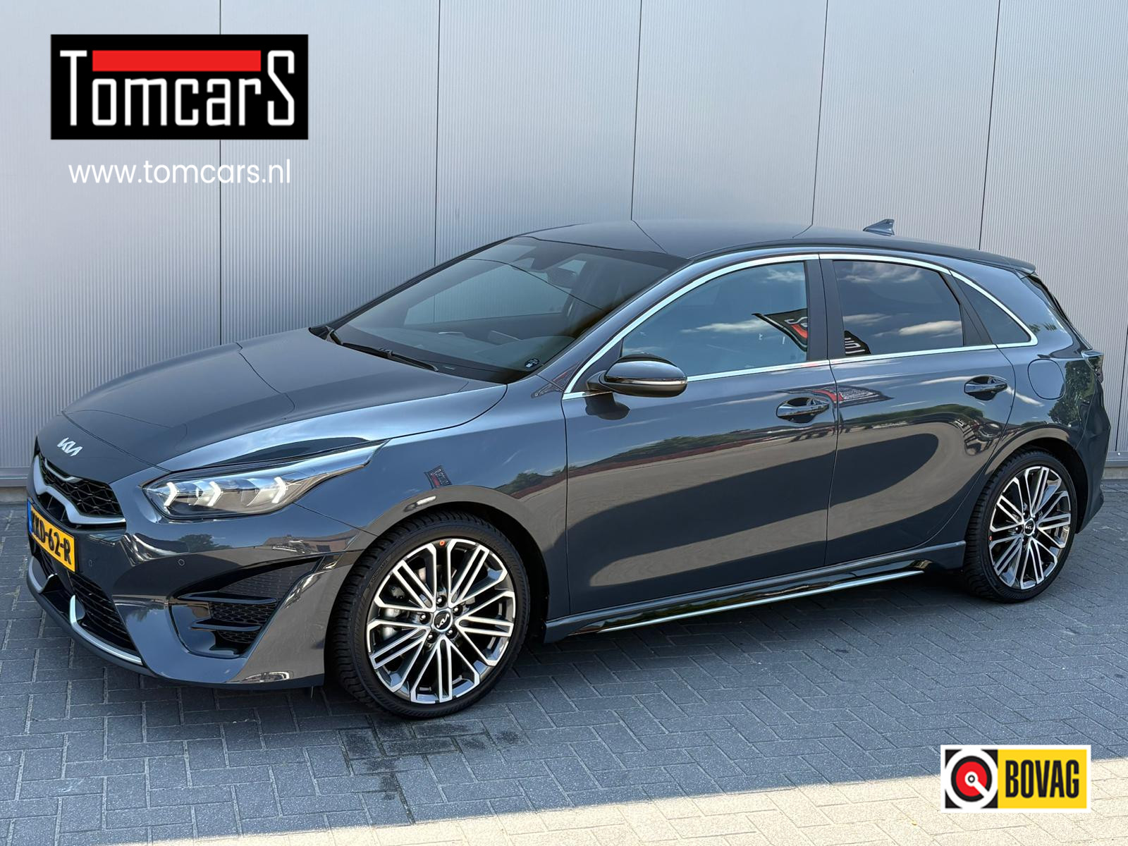 Kia Ceed 1.5 T-GDi 140PK Automaat GT-Line 12-2025!/Navigatie/Adapt.-cruise/Keyfree/Winter-pack 2025 - voorkant