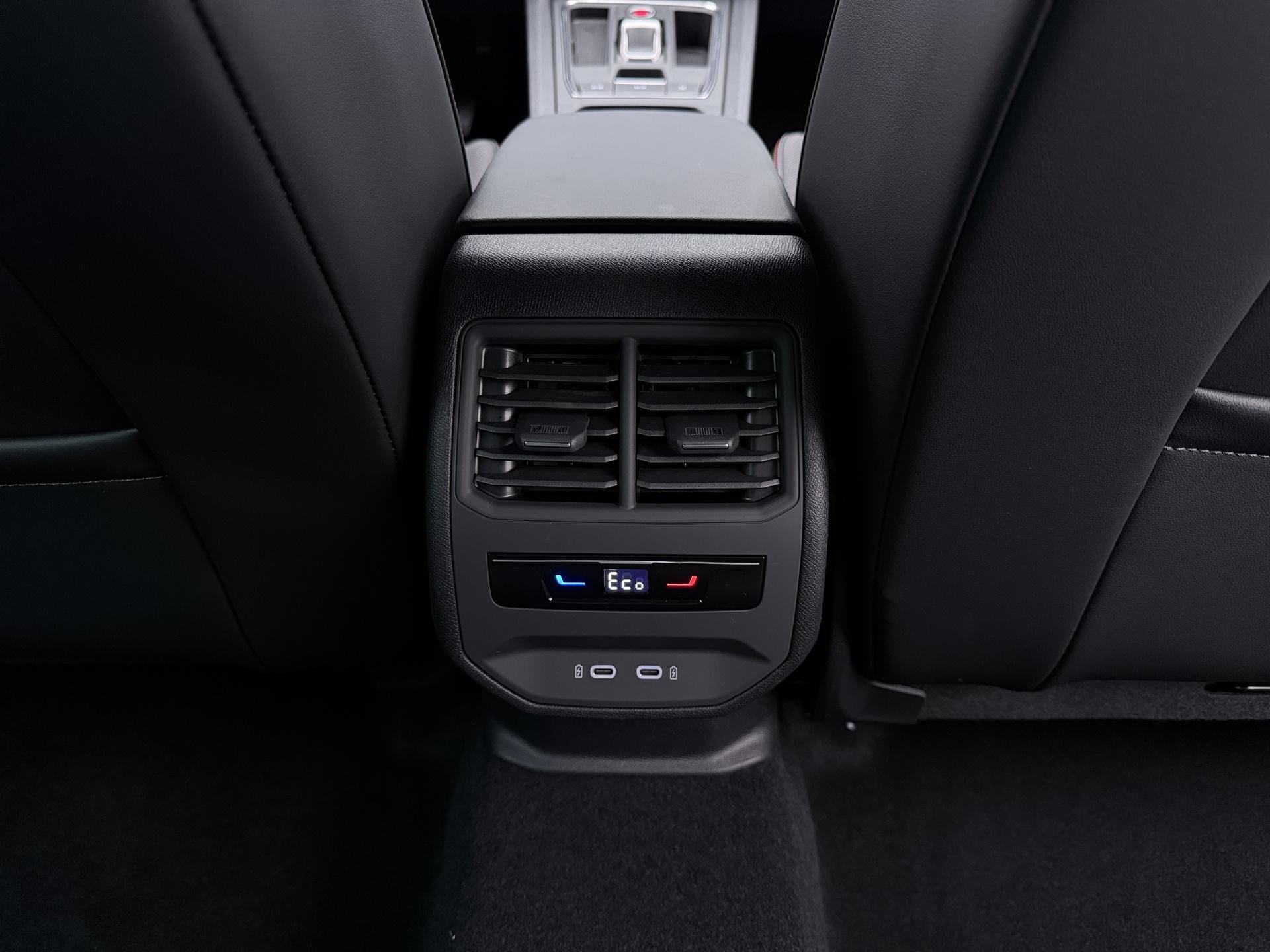 Foto van Seat Seat Leon SP E-hybrid150