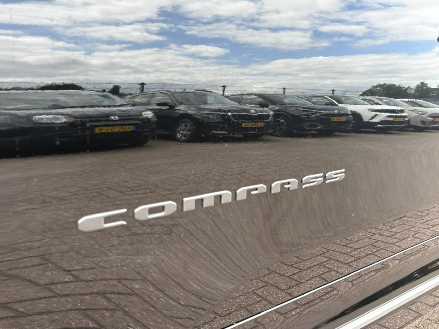 Foto van Jeep Compass