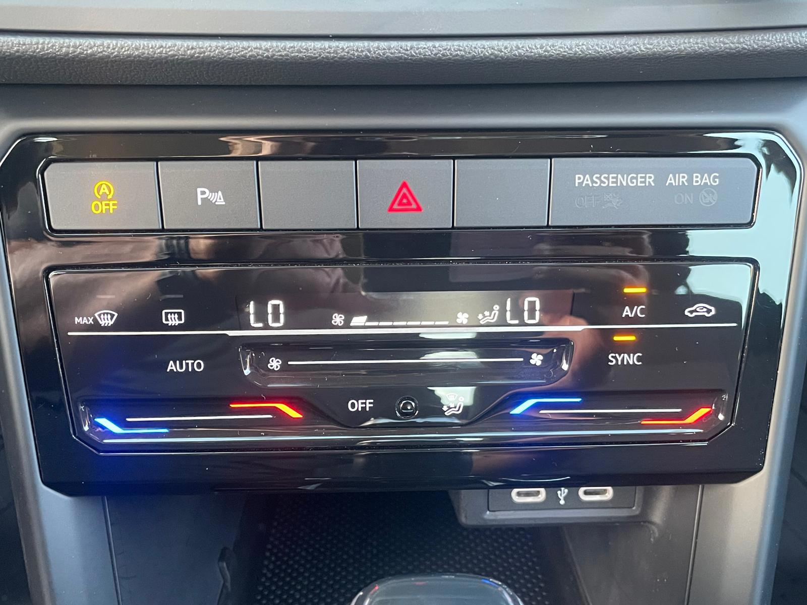 Foto van Volkswagen T-cross