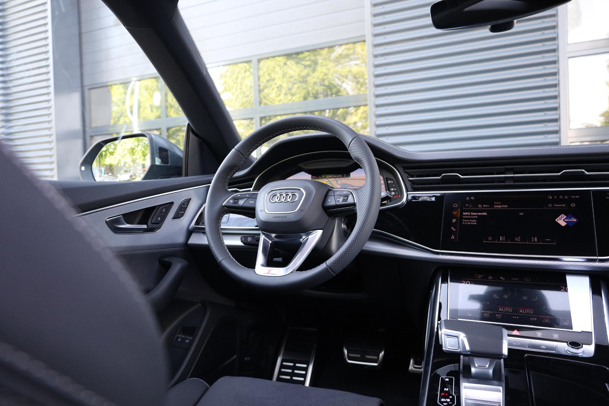 Foto van Audi Q8