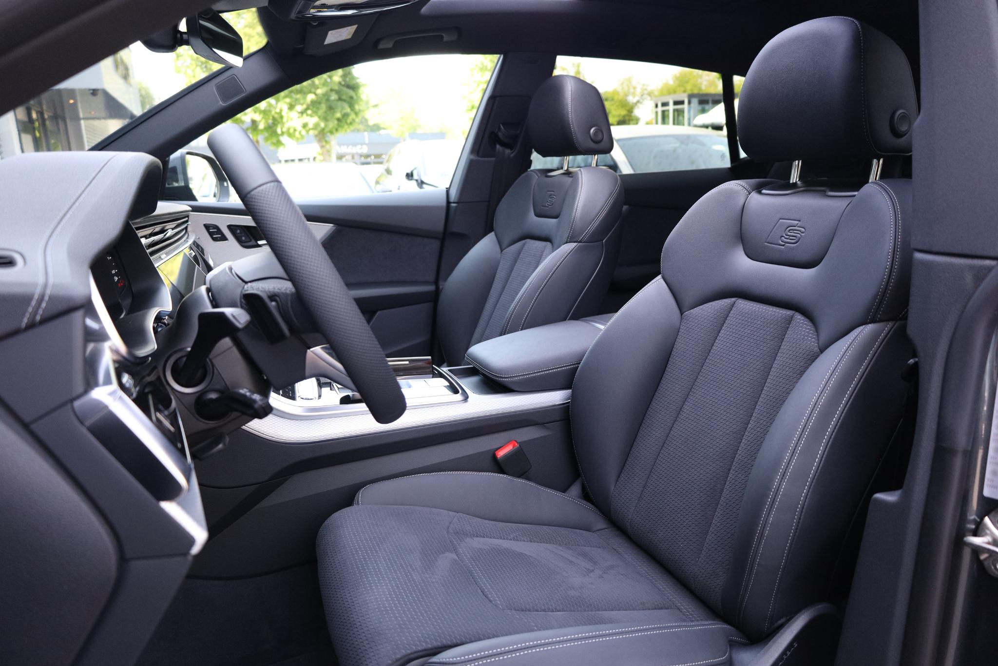 Foto van Audi Q8