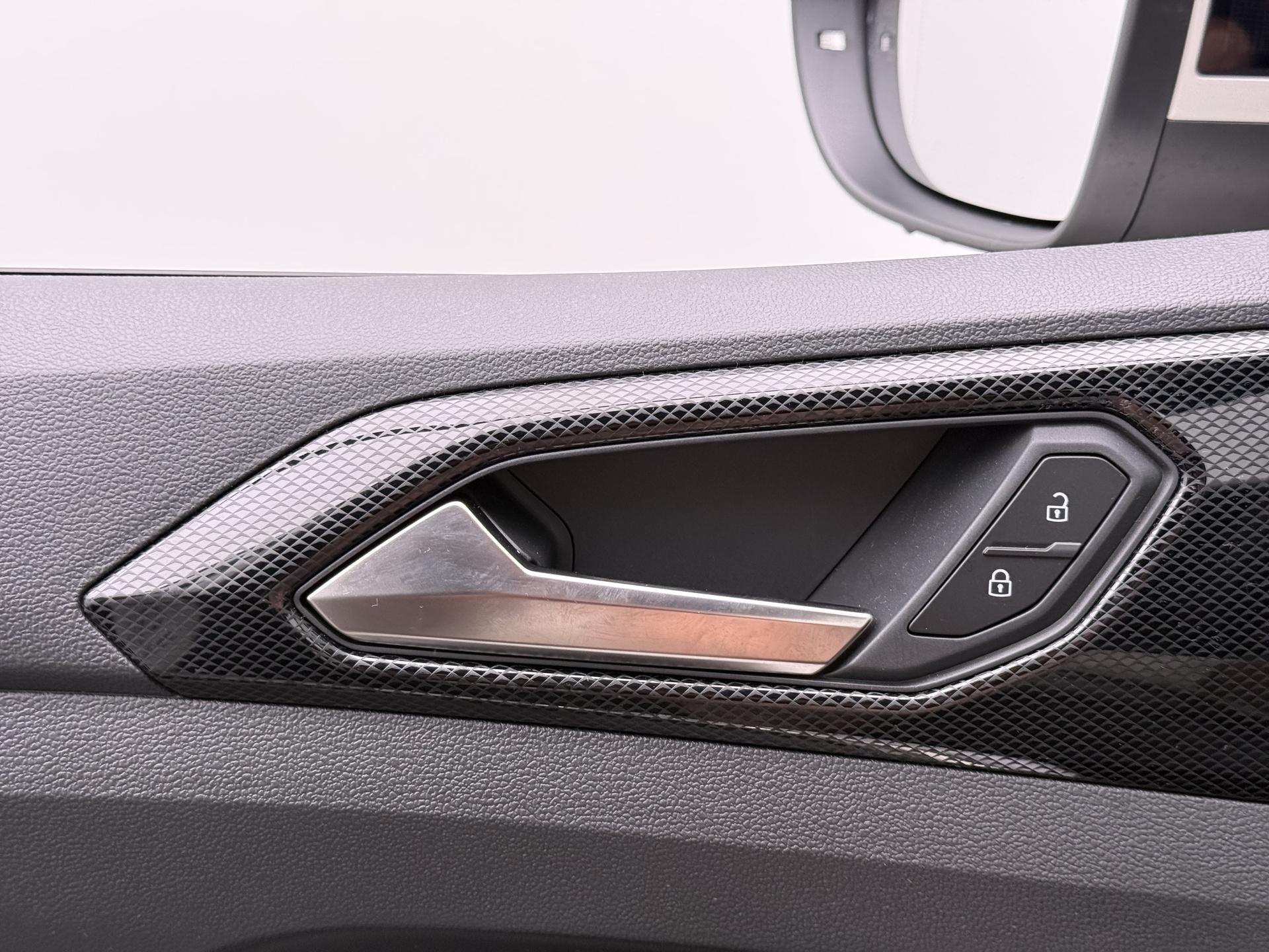 Foto van Volkswagen T-cross