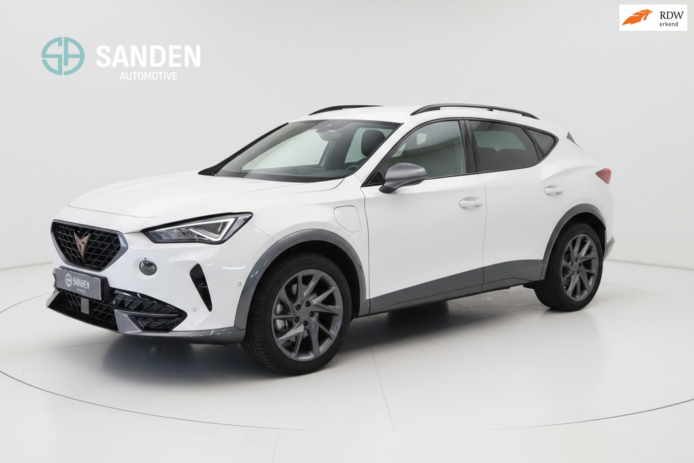 Cupra Formentor E-hybrid 1.4 TSI e-Hybrid Essential|Automaat|LED|Navi|Camera|DAB|Donkere Hemel|18 inch 2023 - voorkant