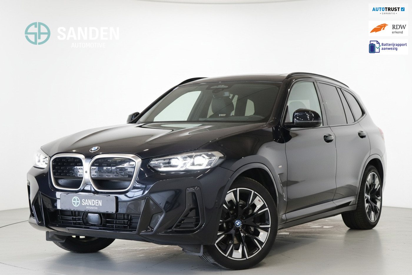 BMW Ix3 High Executive 80 kWh| M Sport|SOH 97.5% |Navi|Panodak|LED|Leder|Elec-stoelen|Head Up|Camera|Trekhaak|Harman Hardon|20inch 2022 - voorkant