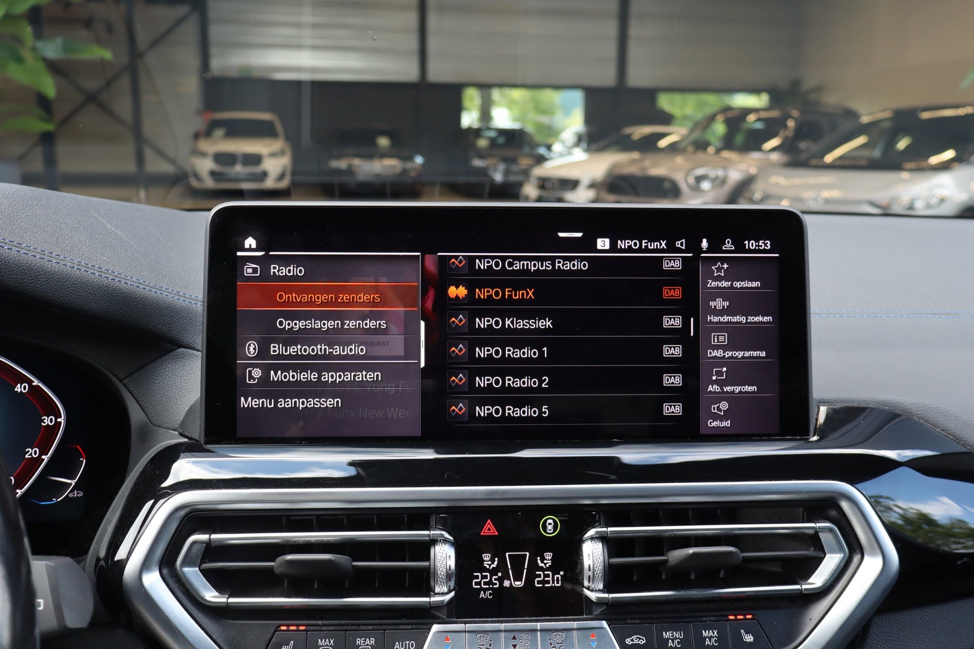 Foto van BMW Ix3