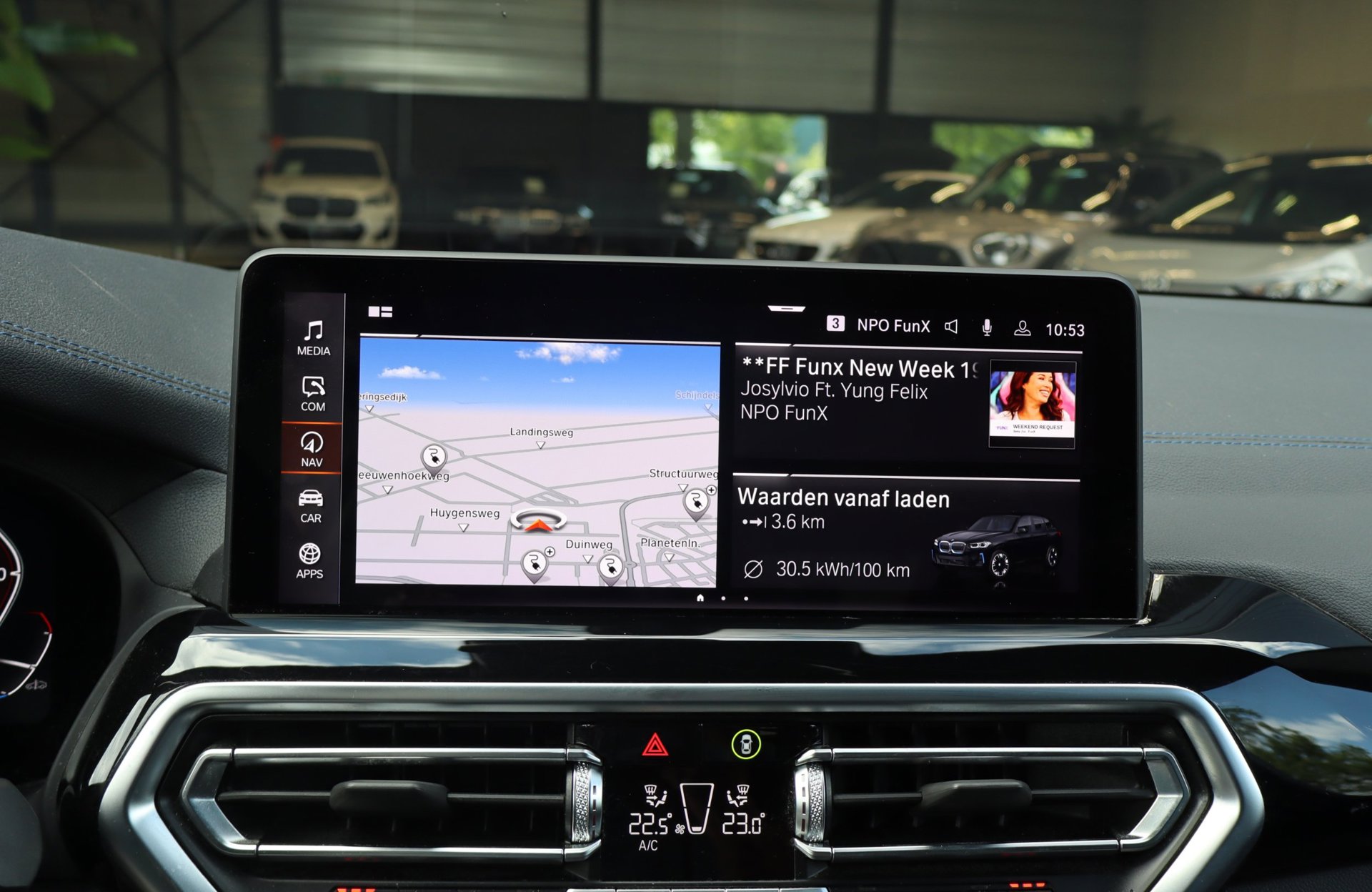 Foto van BMW Ix3