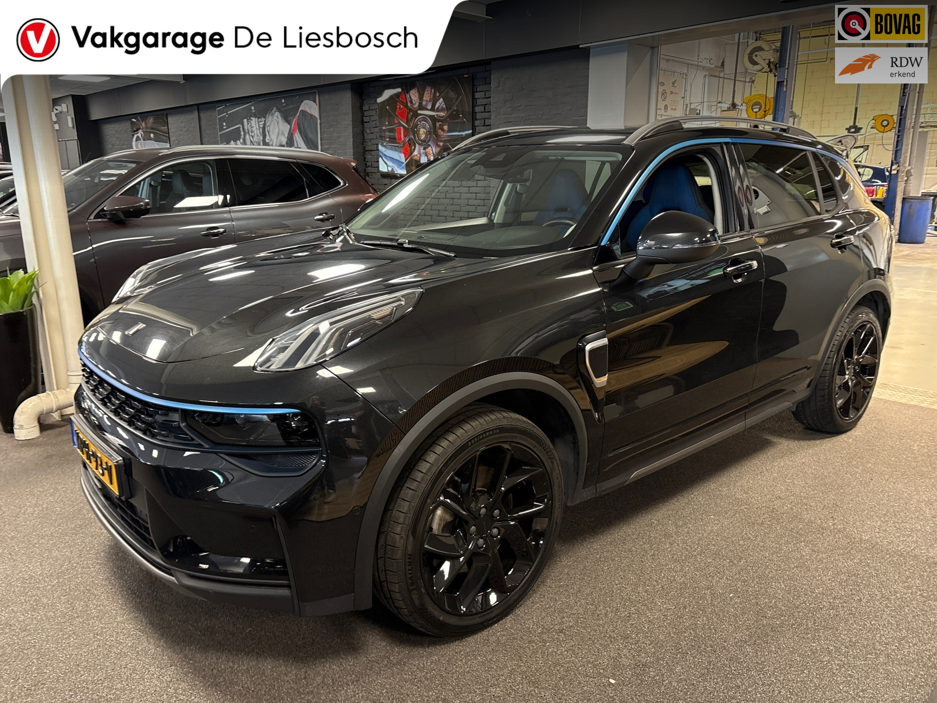 Lynk&co LYNK & Co 01 1.5/pano/navi/camera/infinity/memory/elec klep/apple carplay 2021 - voorkant