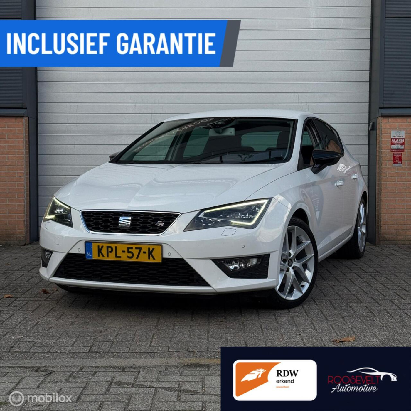 Seat Leon 1.4 TSI ACT FR Dynamic / SEAT SOUND / LANE ASSIST 2014 - voorkant
