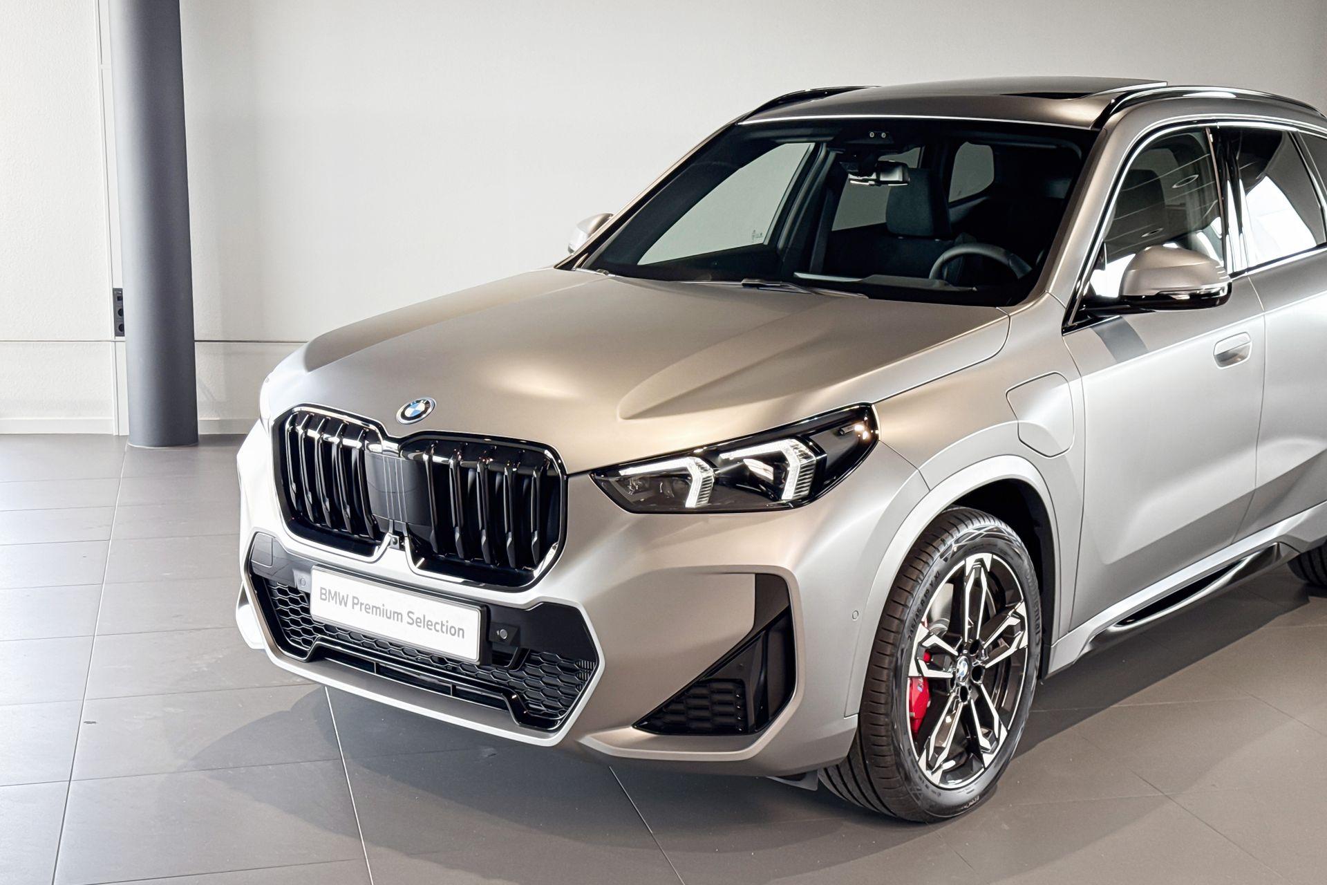 Foto van BMW X1 Xdrive25e