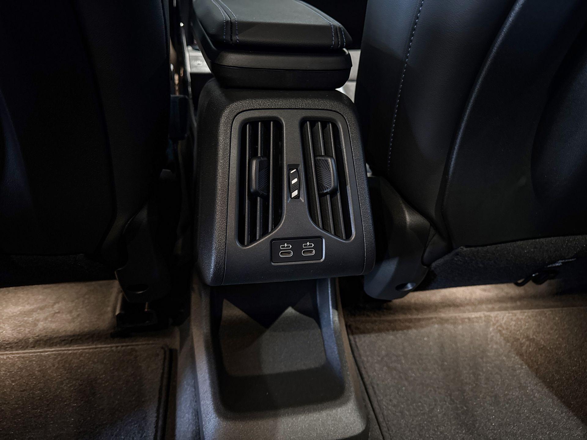 Foto van BMW X1 Xdrive25e