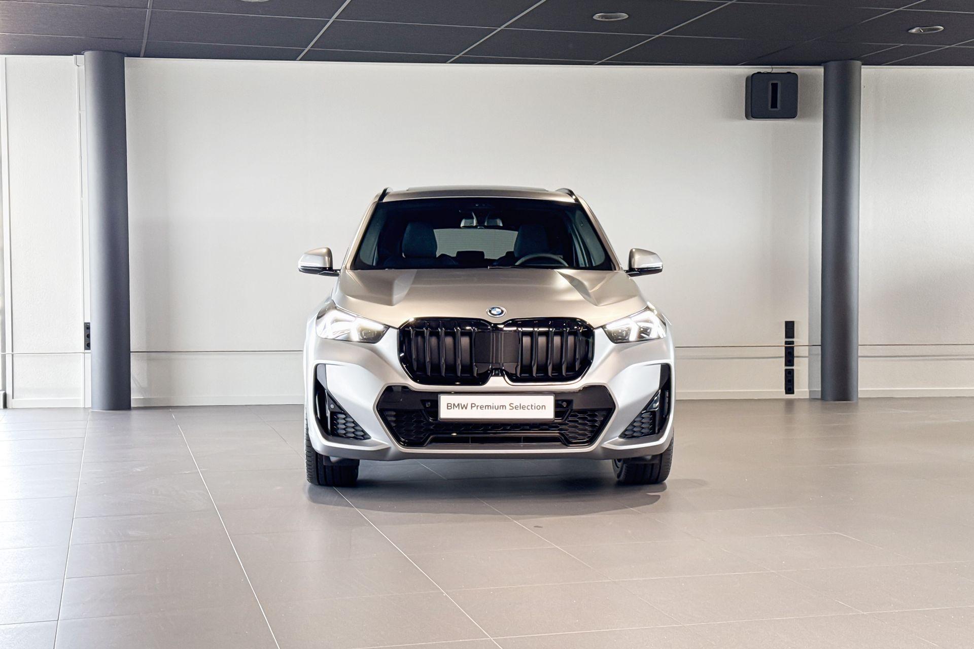 Foto van BMW X1 Xdrive25e