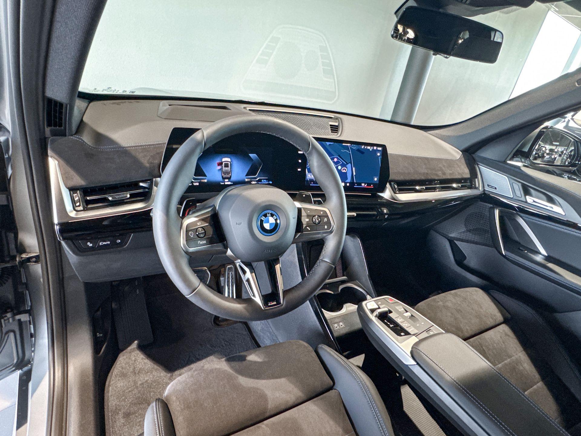 Foto van BMW X1 Xdrive25e