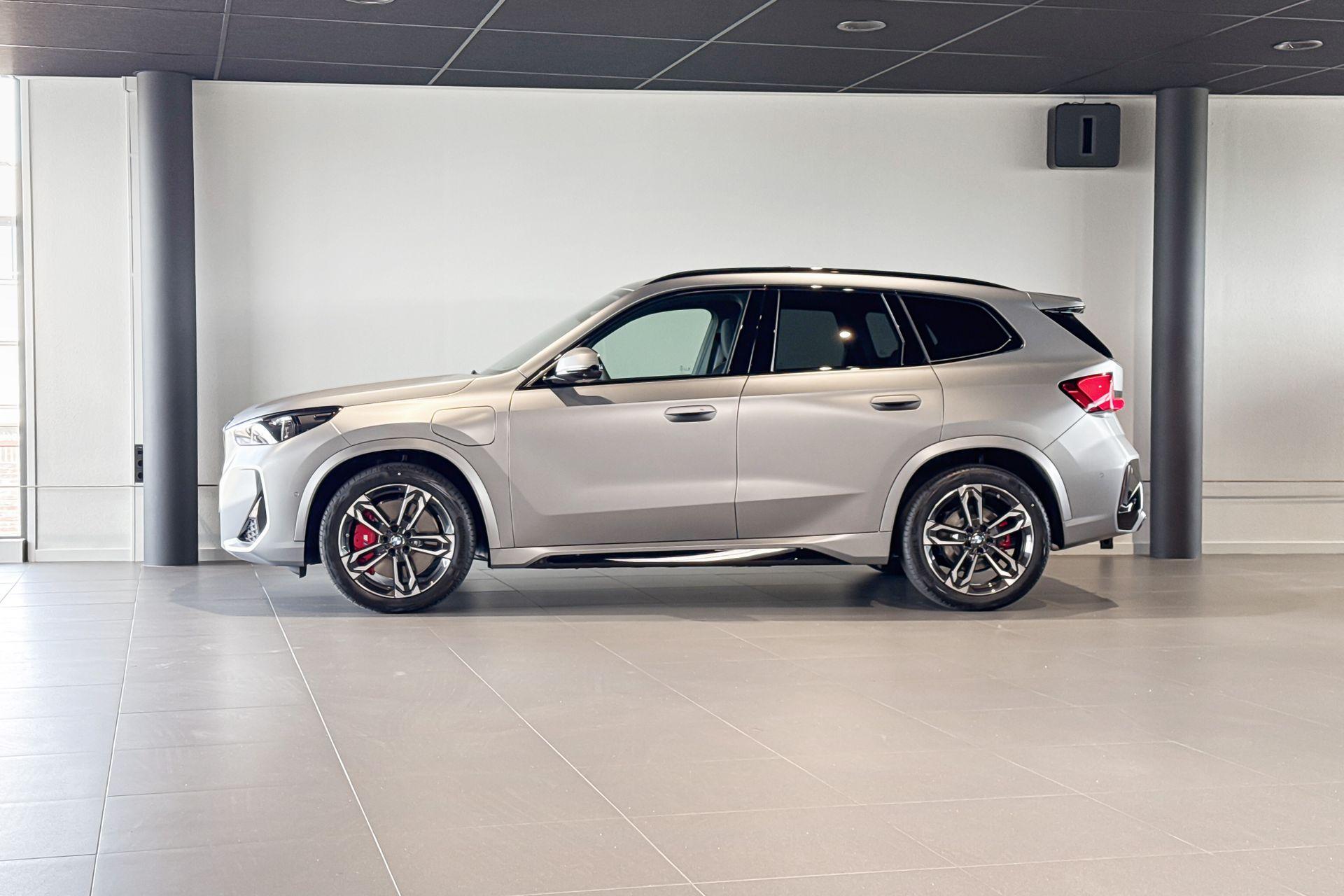 Foto van BMW X1 Xdrive25e