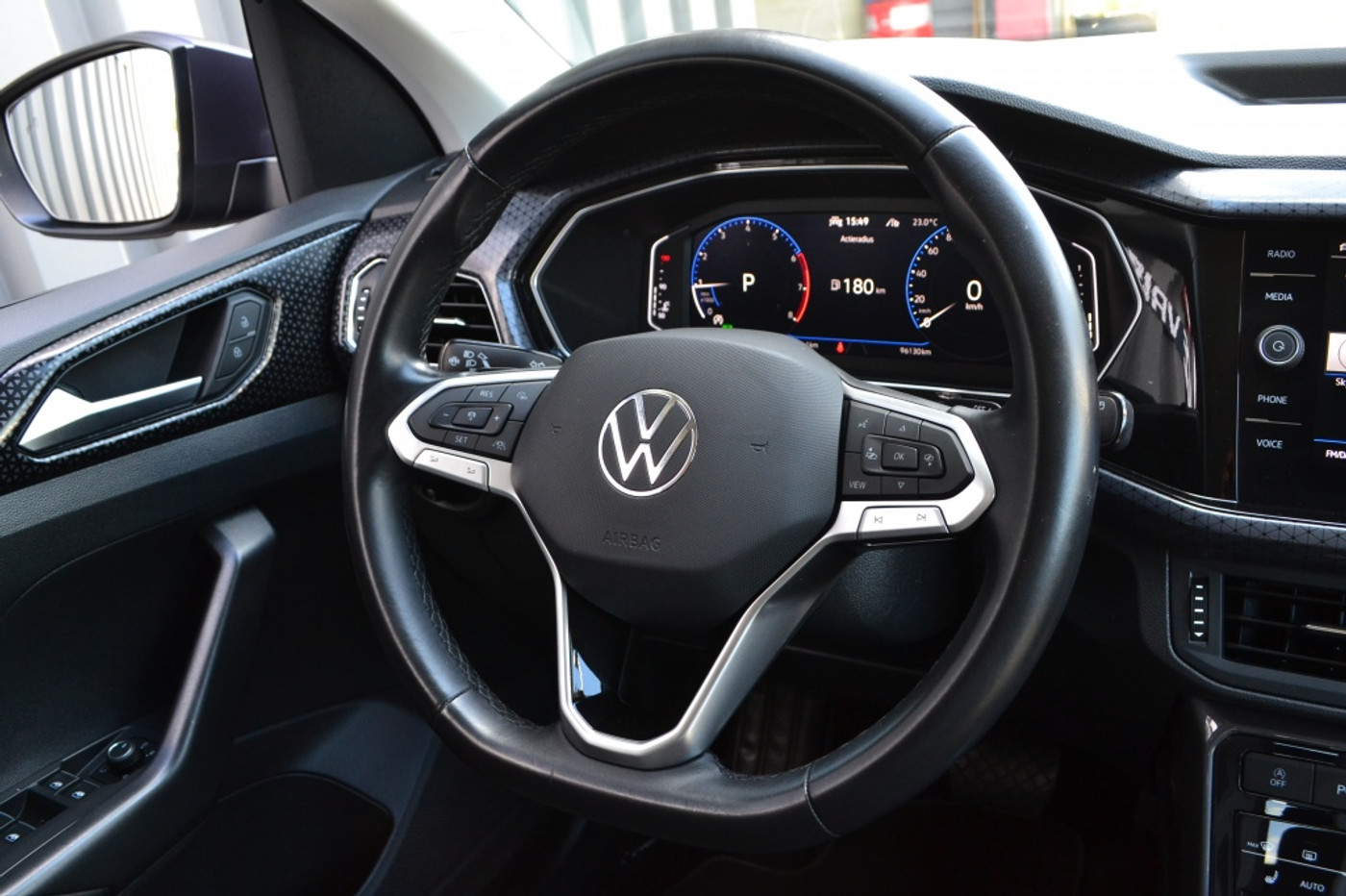 Foto van Volkswagen T-cross