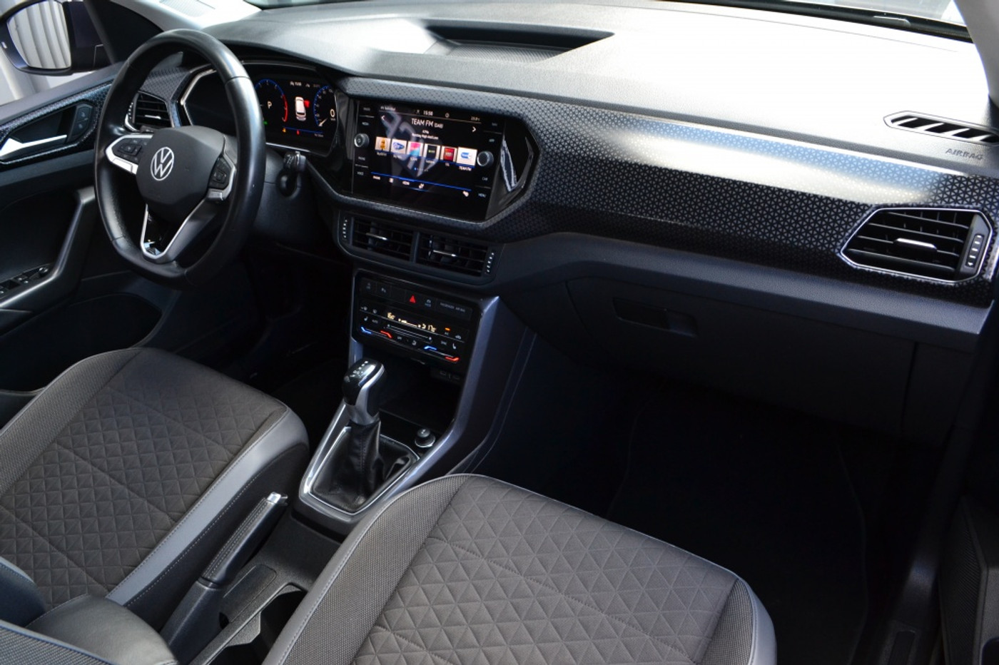 Foto van Volkswagen T-cross