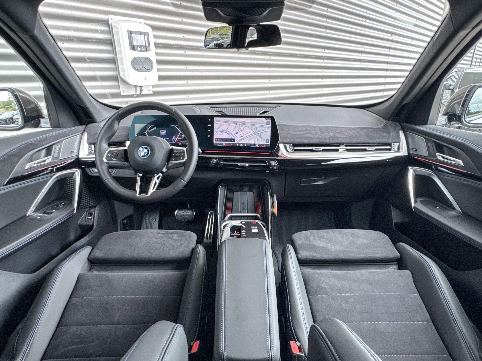 Foto van BMW Ix1 Edrive20