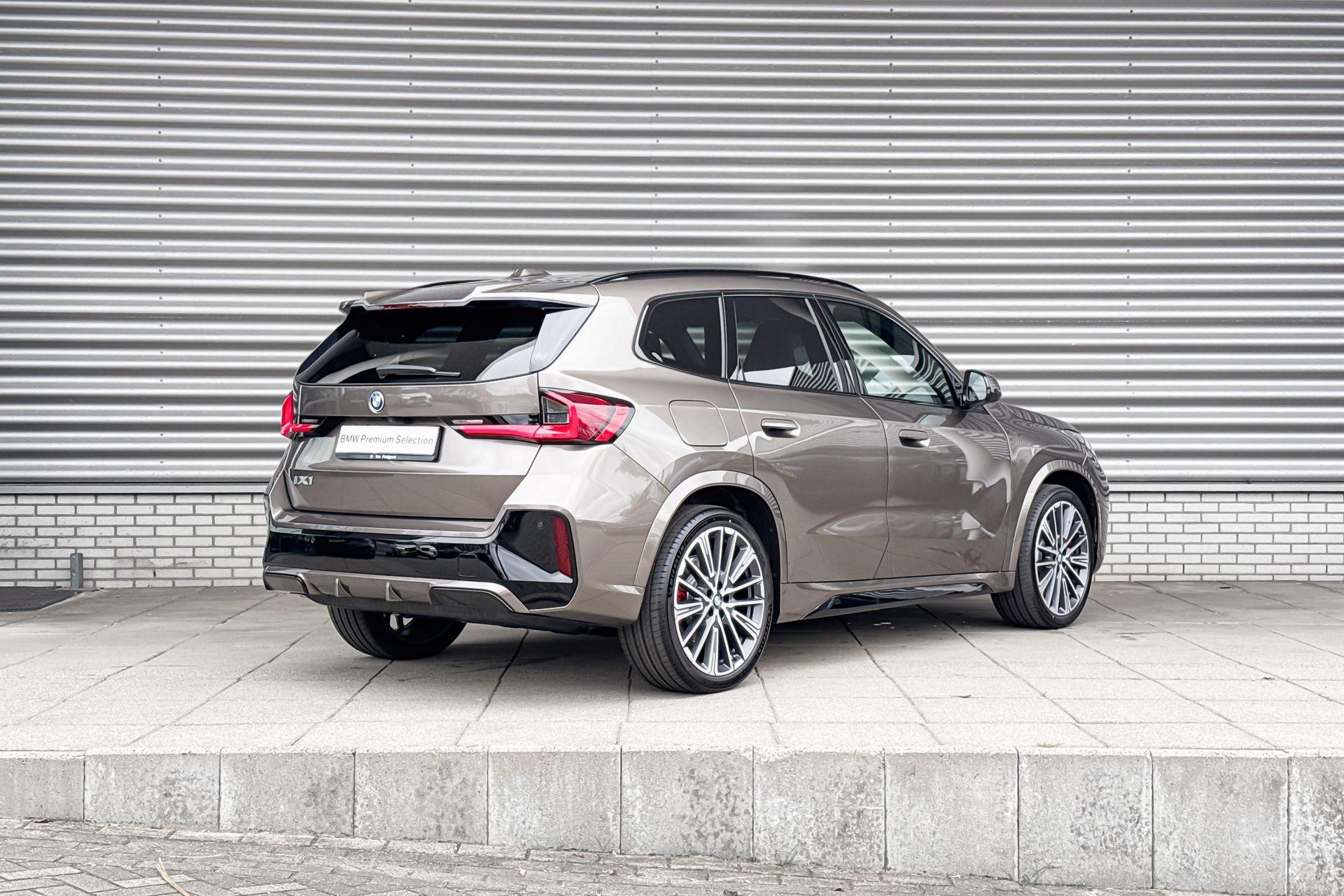 Foto van BMW Ix1 Edrive20
