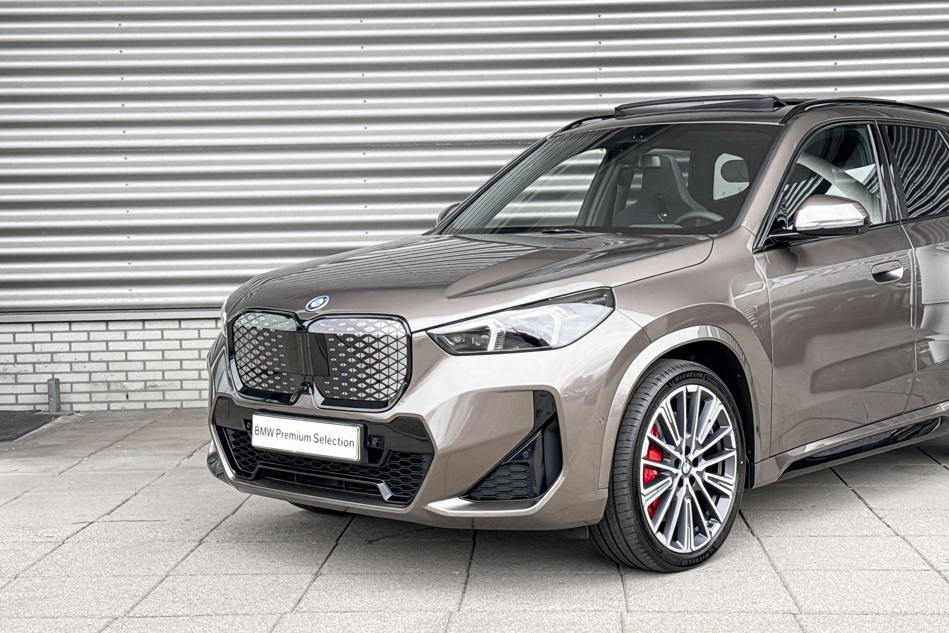 Foto van BMW Ix1 Edrive20