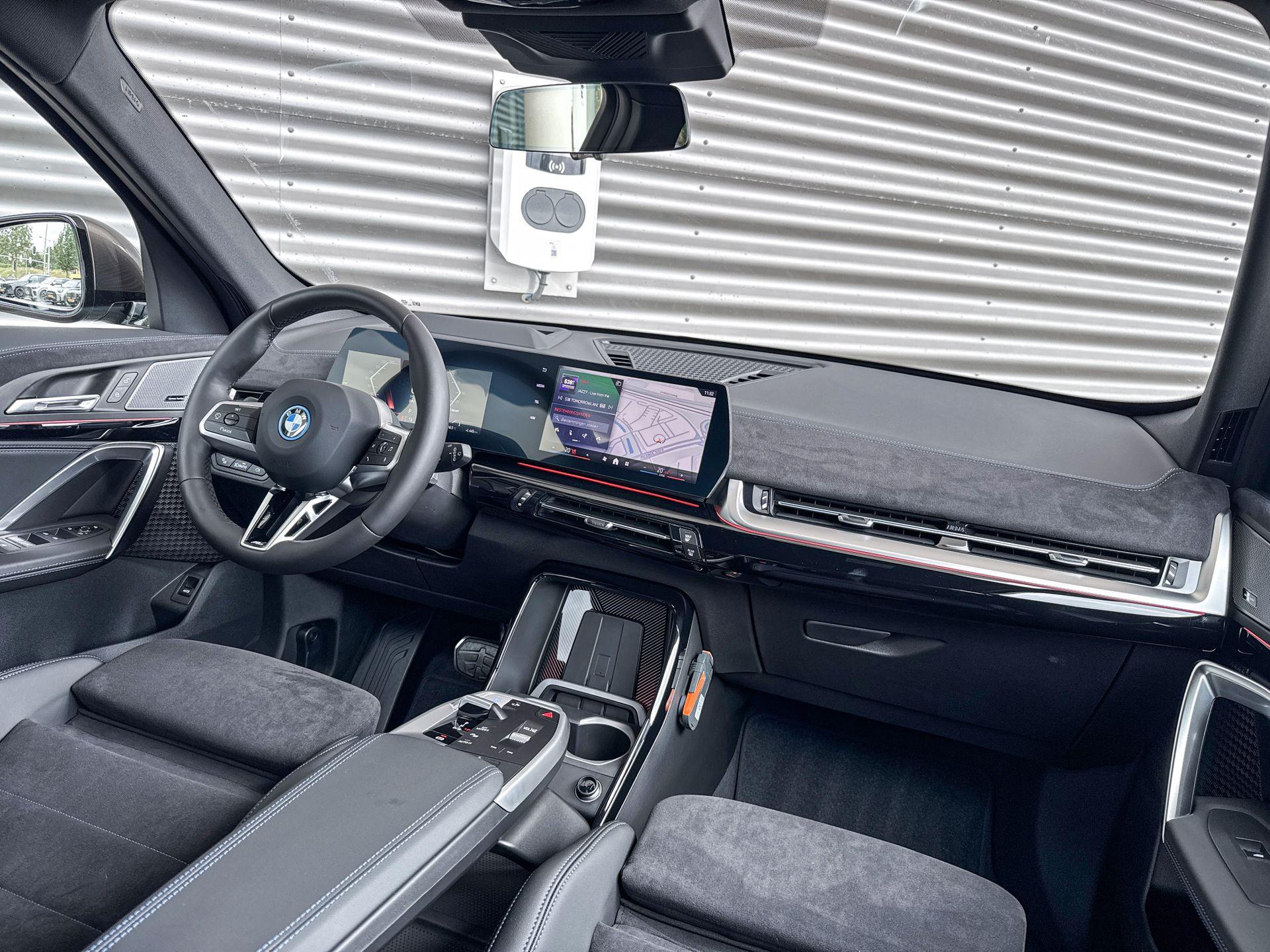 Foto van BMW Ix1 Edrive20