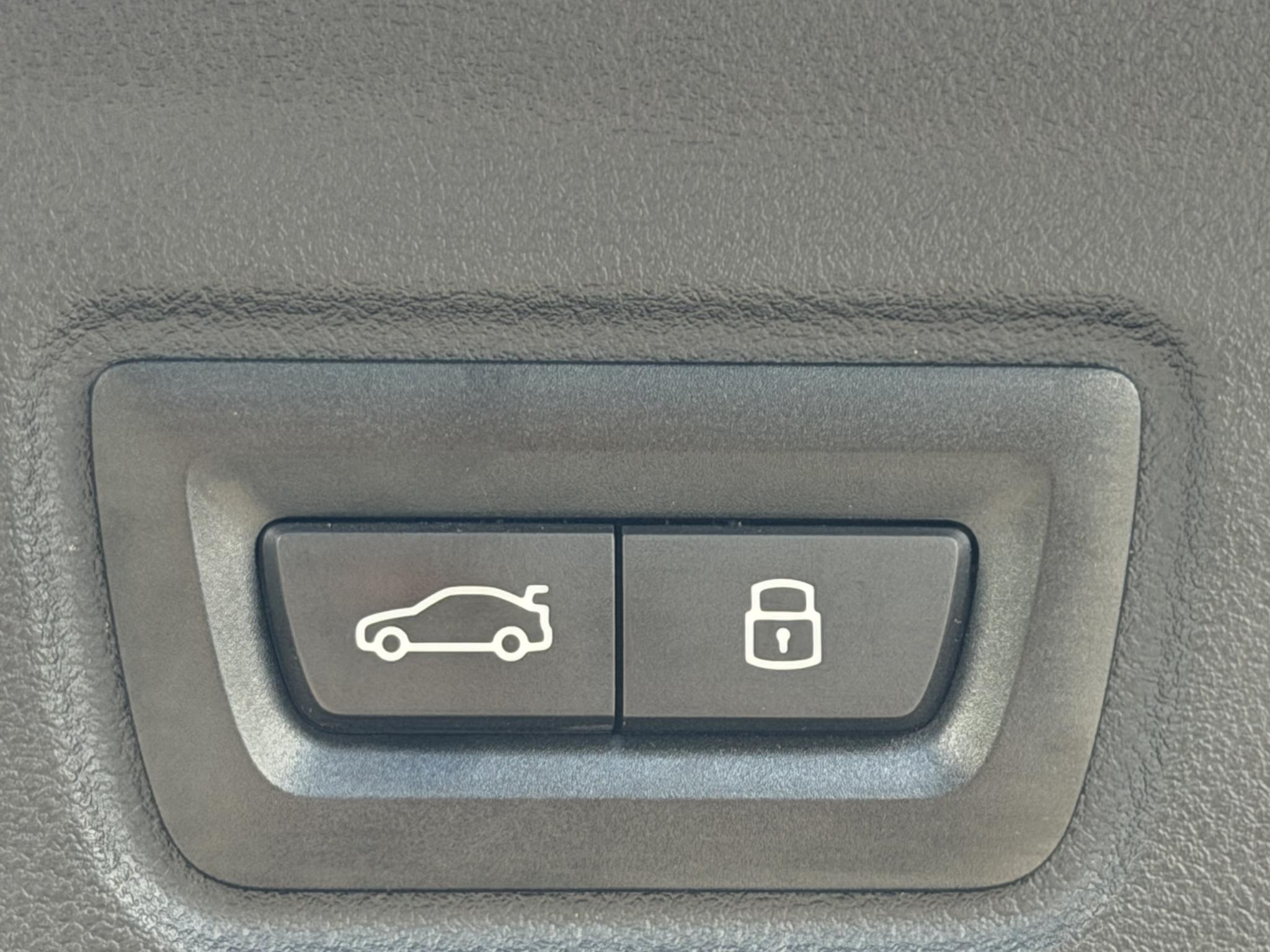 Foto van BMW I4 M50