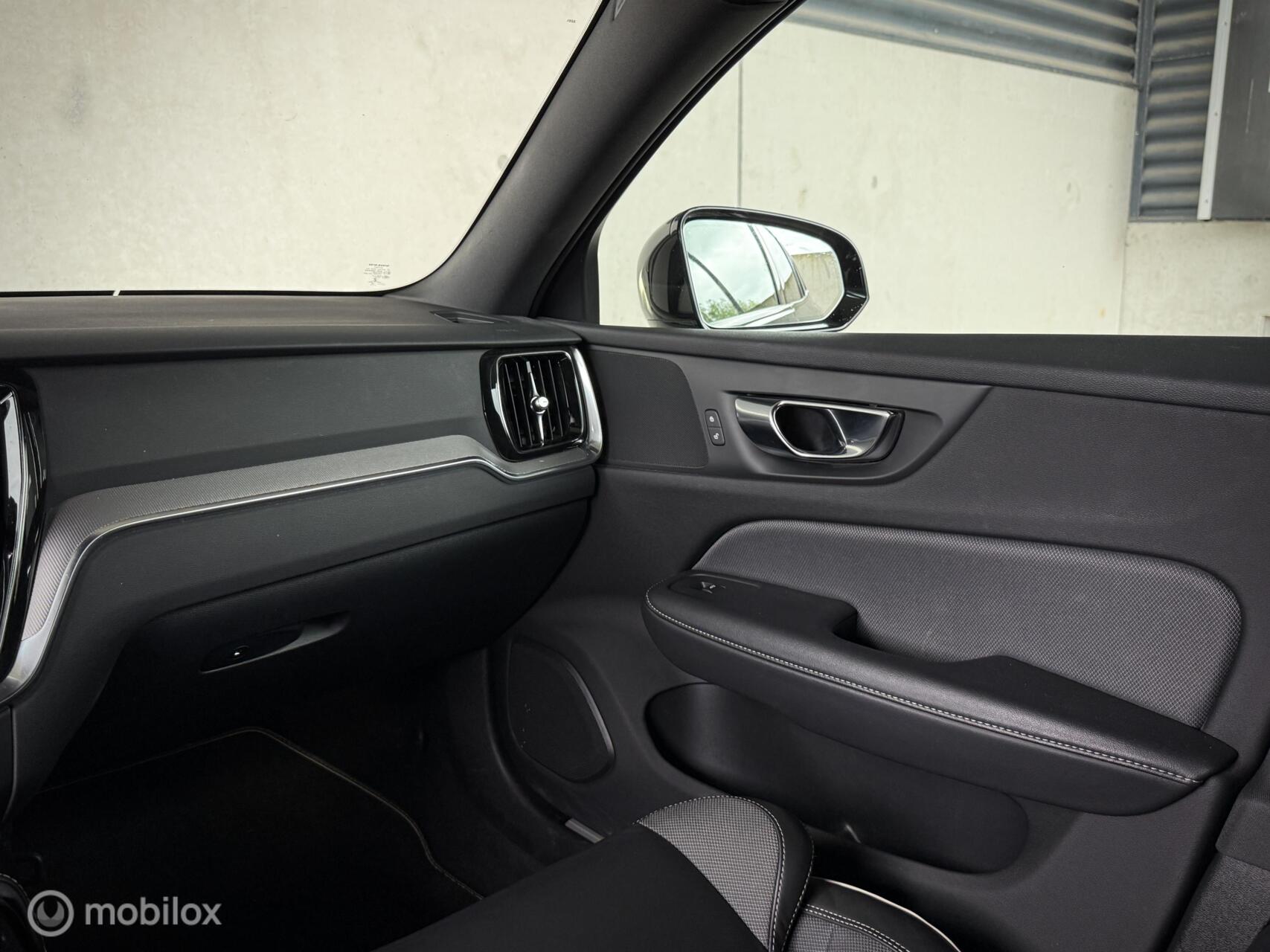 Foto van Volvo V60 T6 Twin Engine