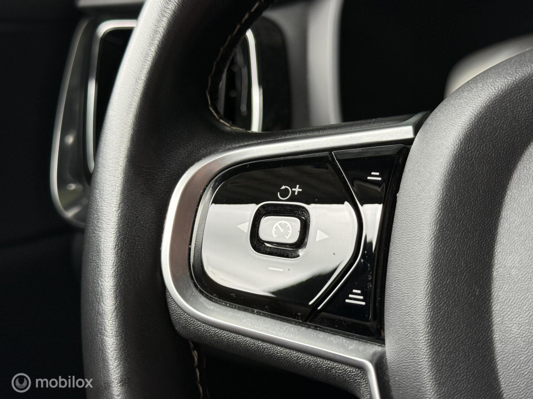 Foto van Volvo V60 T6 Twin Engine