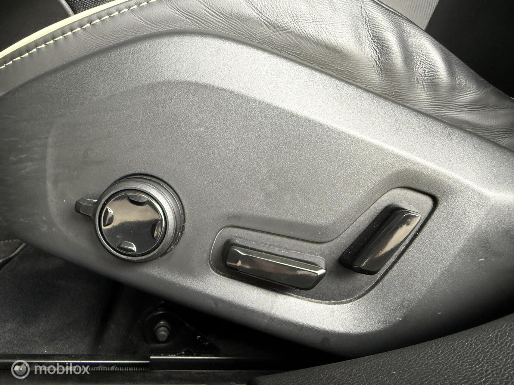 Foto van Volvo V60 T6 Twin Engine