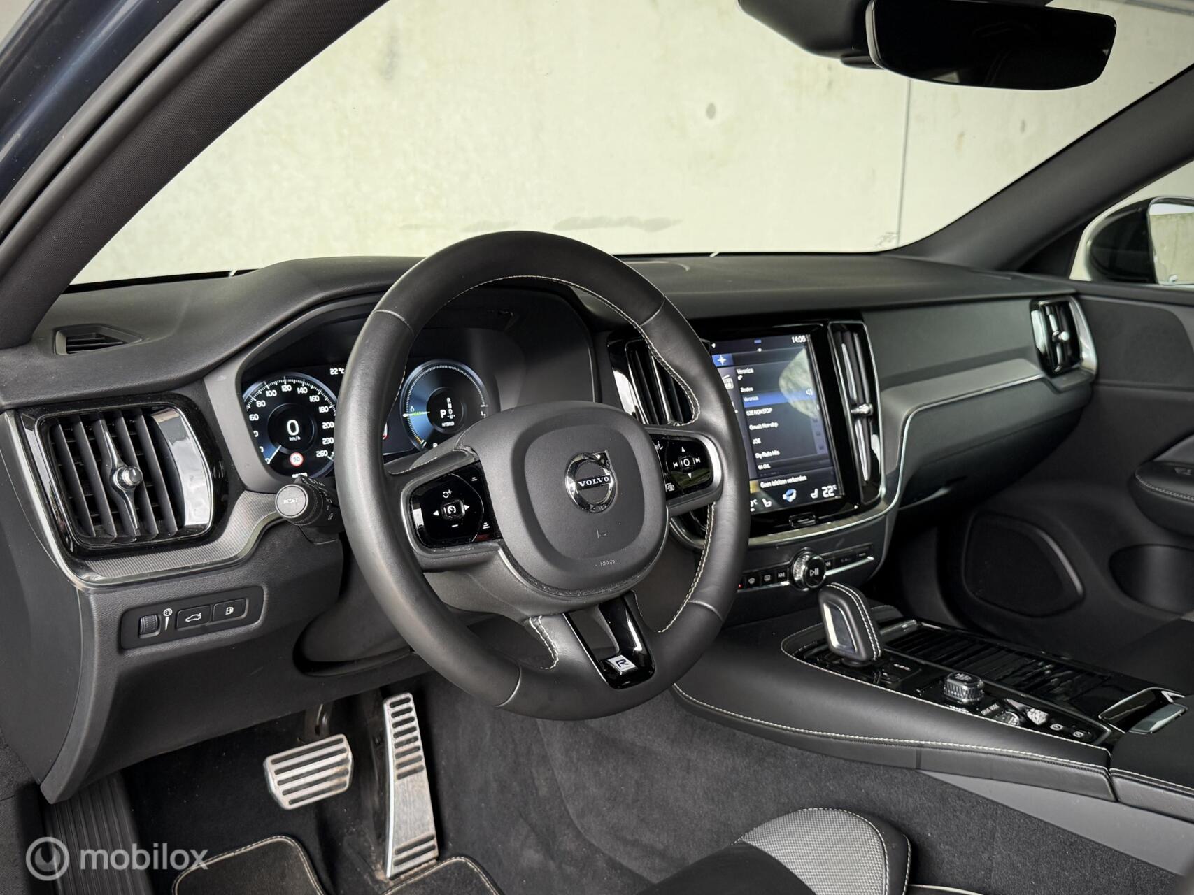 Foto van Volvo V60 T6 Twin Engine