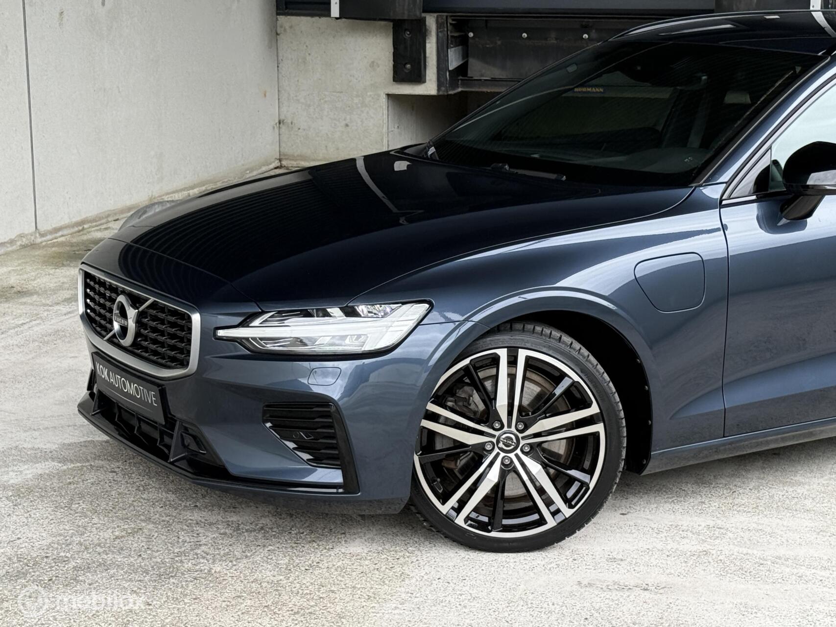 Foto van Volvo V60 T6 Twin Engine