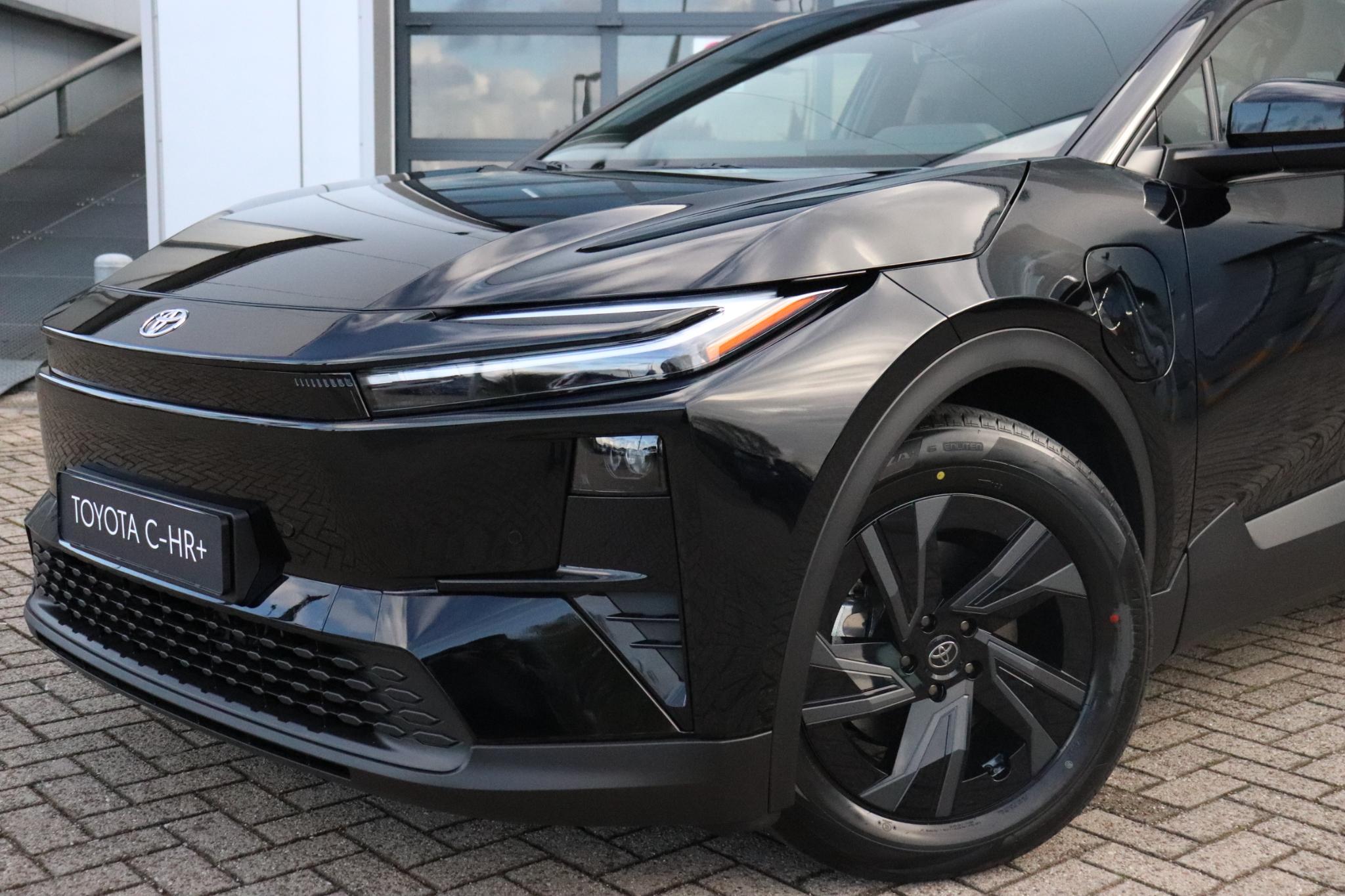Foto van Toyota C-hr+