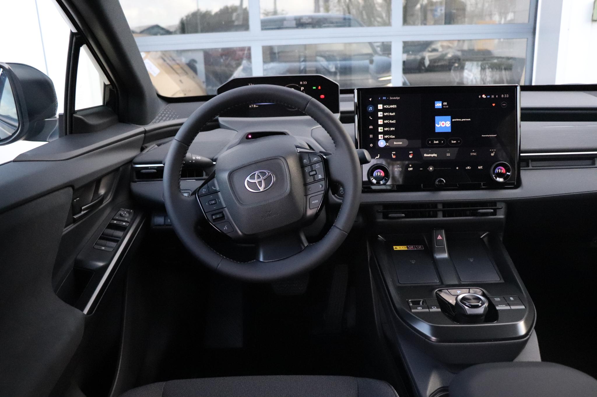 Foto van Toyota C-hr+