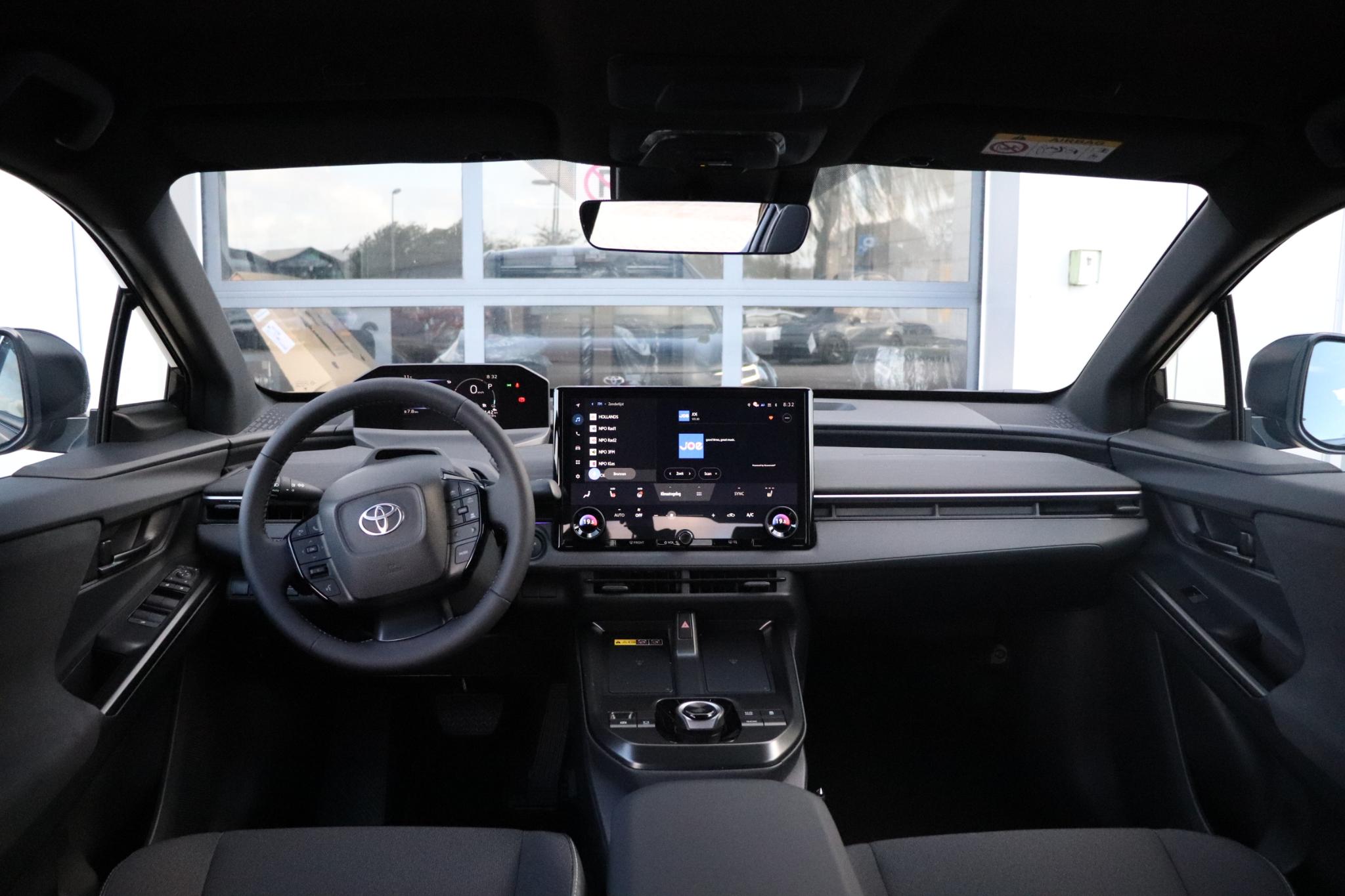 Foto van Toyota C-hr+