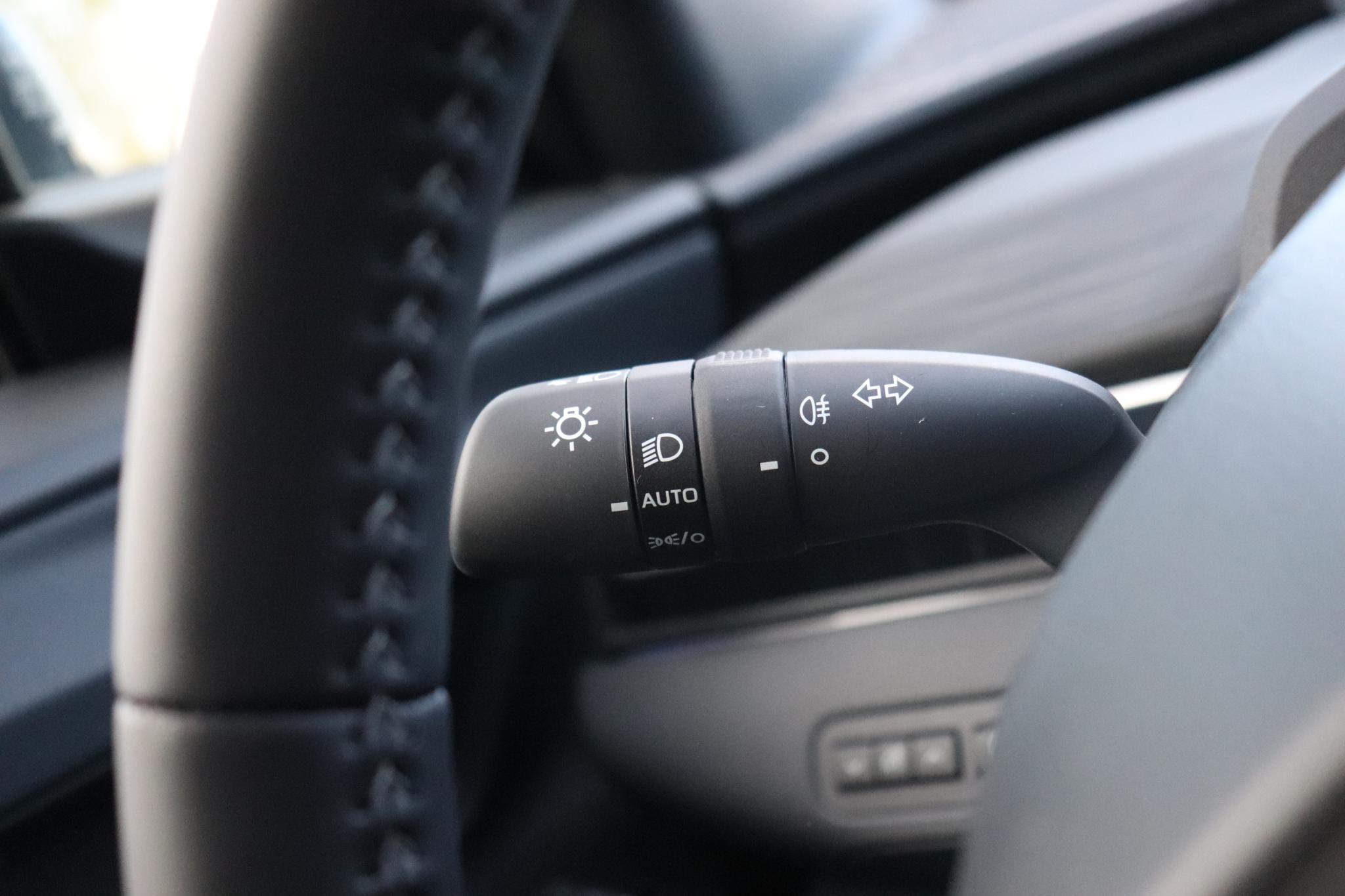 Foto van Toyota C-hr+