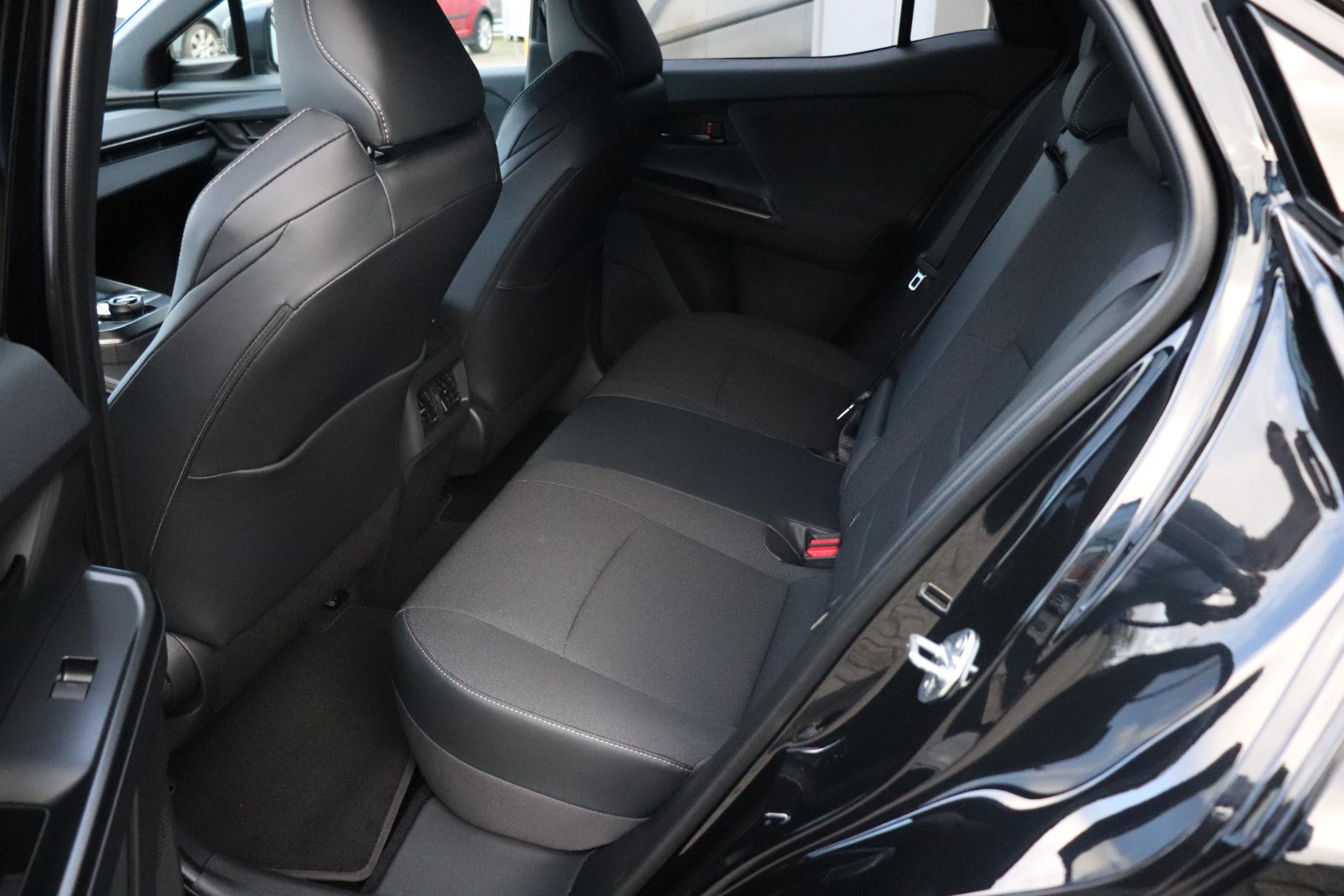 Foto van Toyota C-hr+