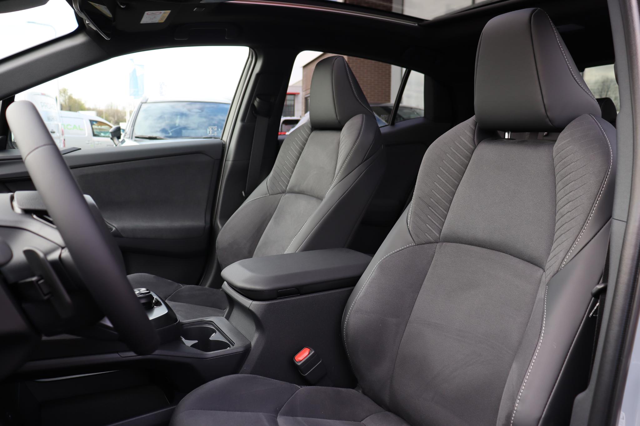 Foto van Toyota C-hr+