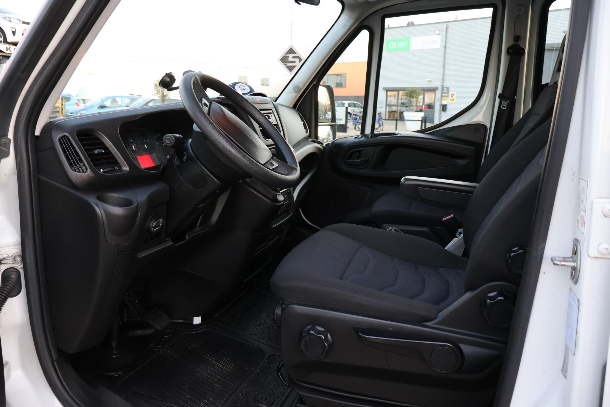 Foto van Iveco 50c18