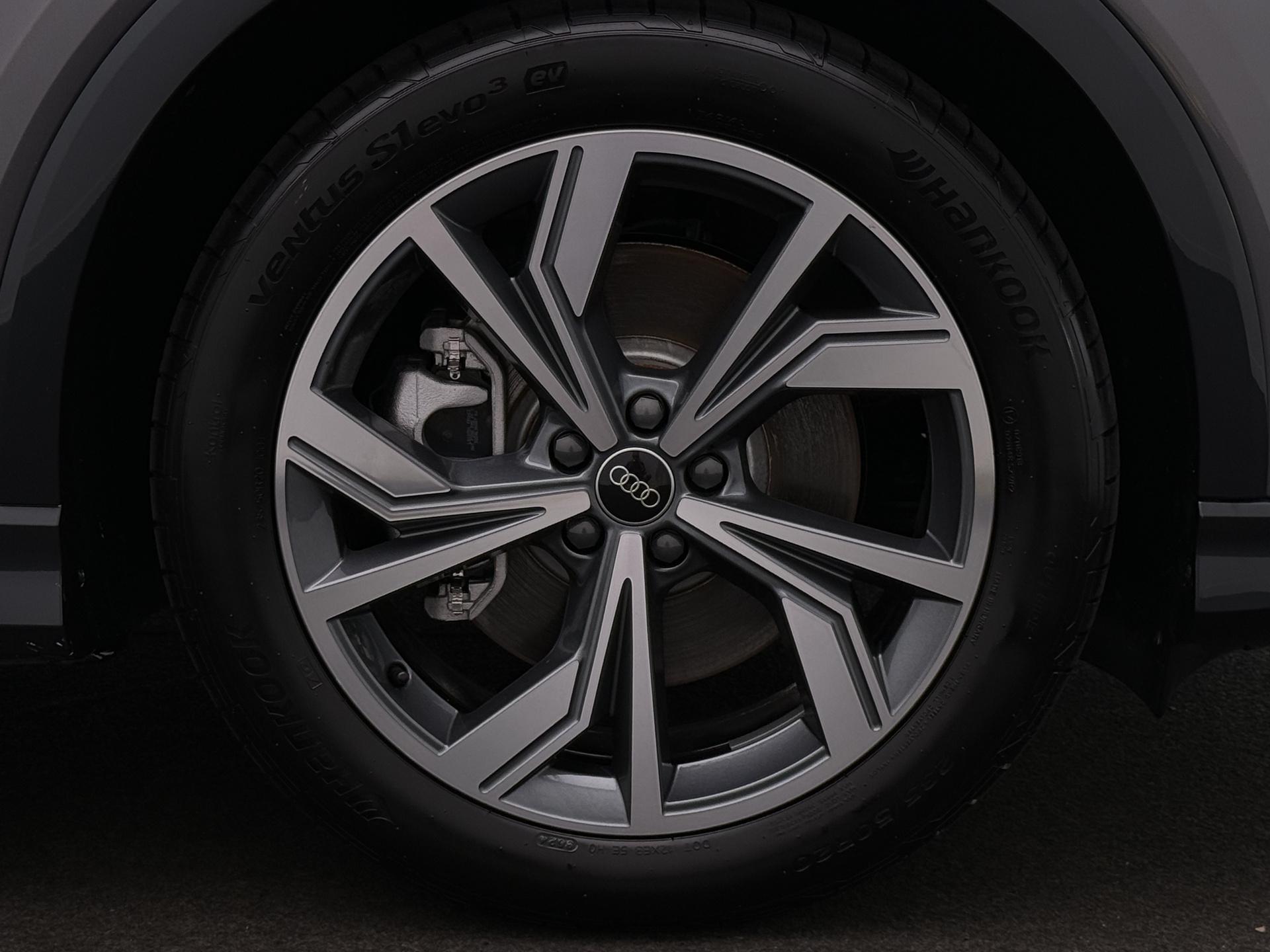 Foto van Audi Q4 Sportback 45 E-tron