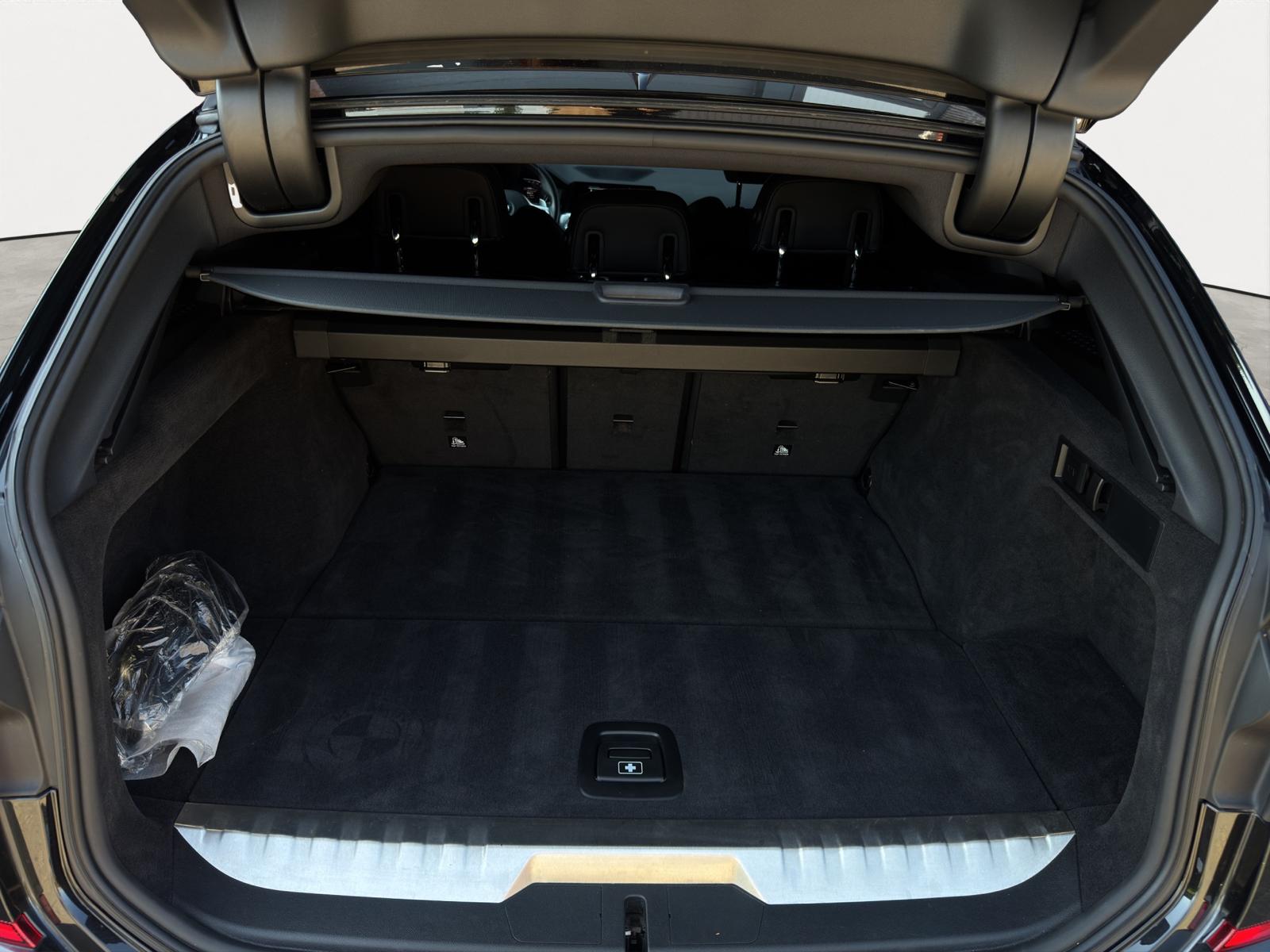Foto van BMW 330e