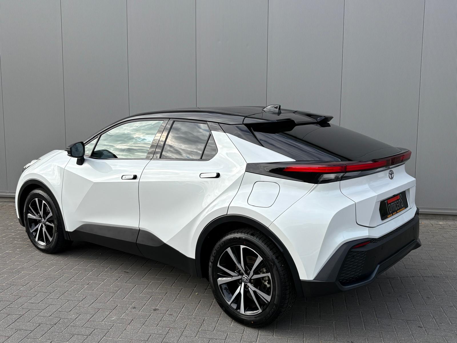 Foto van Toyota C-hr