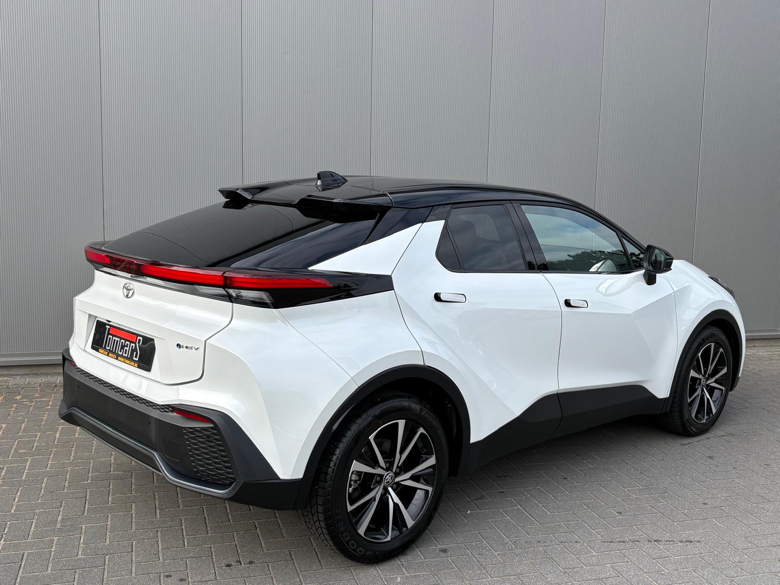 Foto van Toyota C-hr