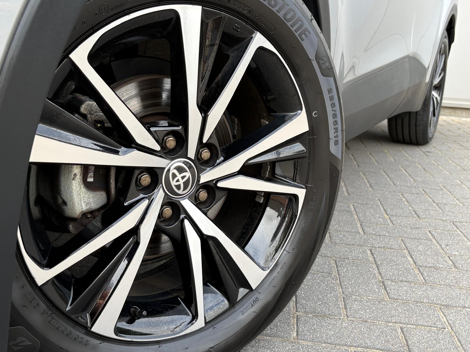 Foto van Toyota C-hr
