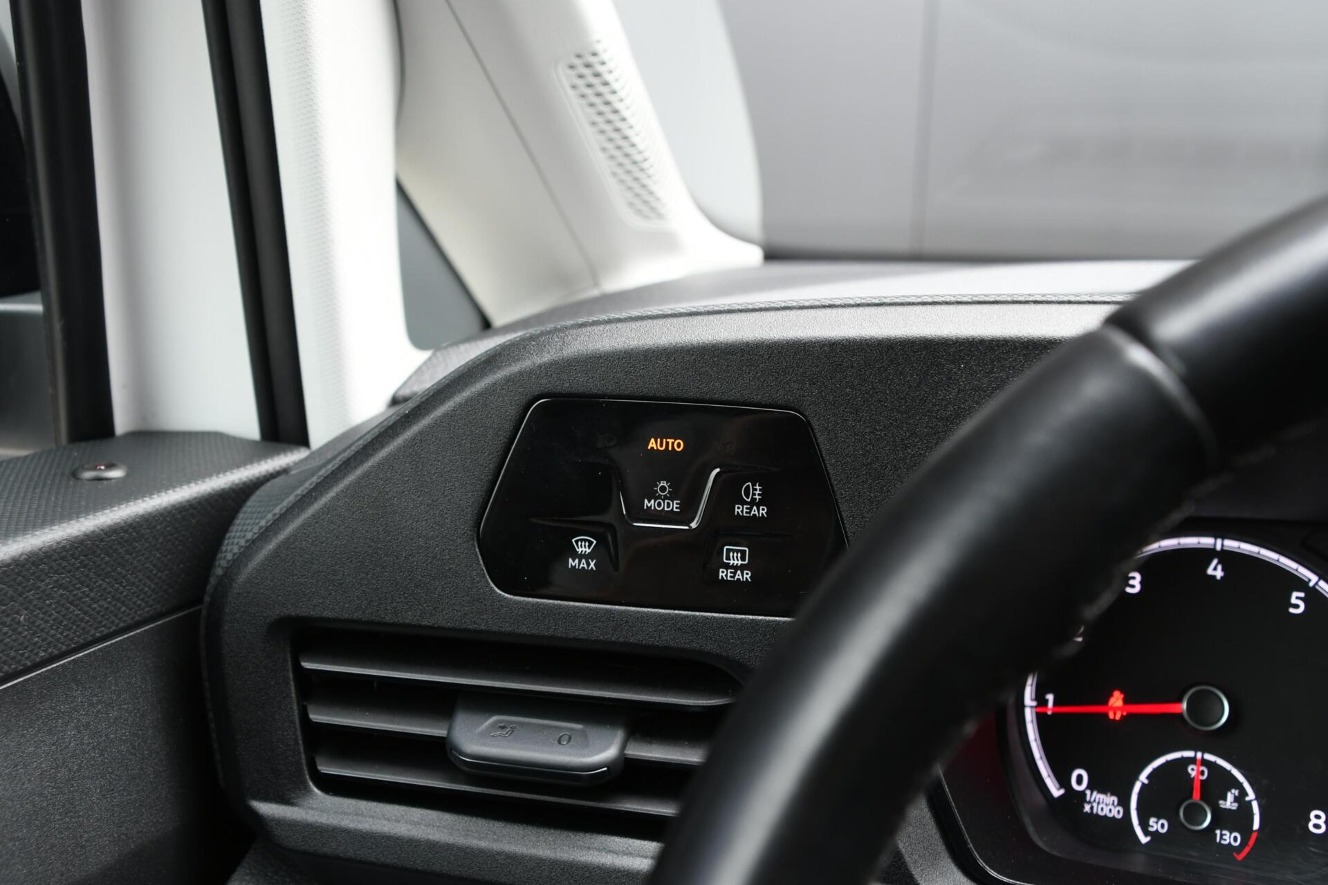 Foto van Volkswagen Caddy Cargo Maxi